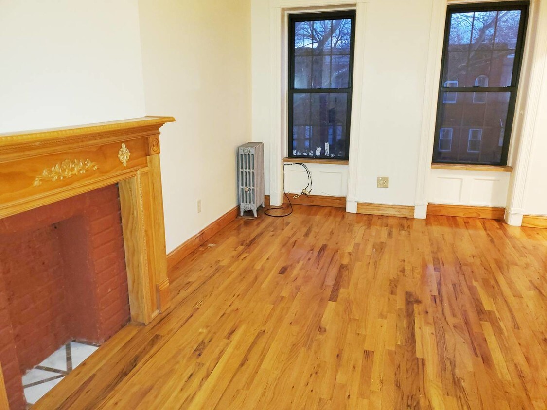 Foto del edificio - 631 Decatur St