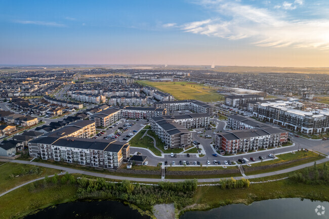 Aerial Photo - Vista Apartments