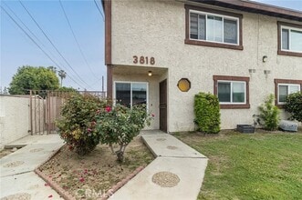 Building Photo - 3818 Durfee Ave
