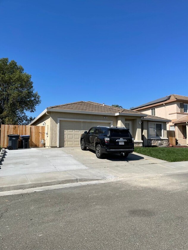 LAWLER RANCH SINGLE STORY House Rental in Suisun City, CA