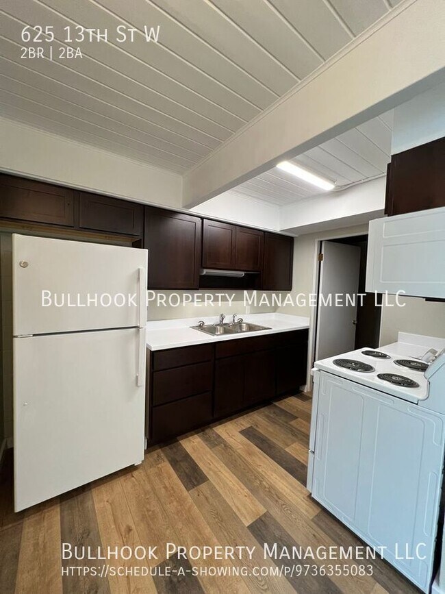 Foto del edificio - 625 13th St W