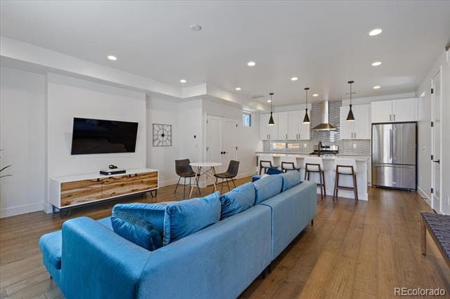 Foto del edificio - 2929 Lawrence St