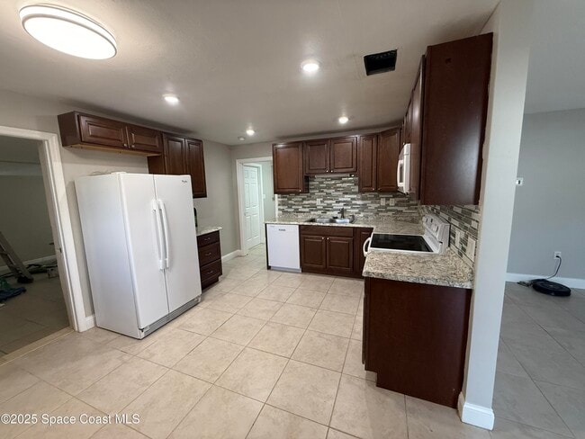 Foto del edificio - 4303 Yorkshire Dr