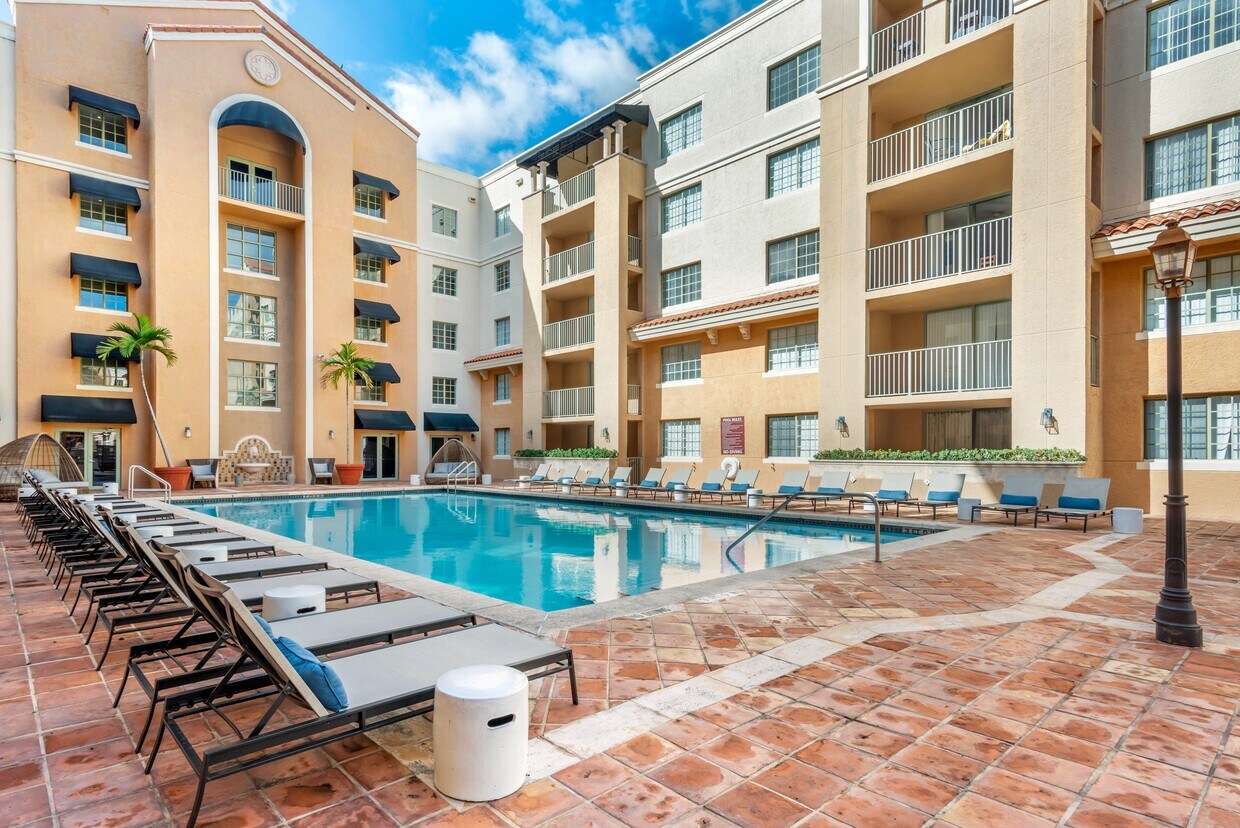 Gables Grand Plaza Apartments Alquileres en Coral Gables, FL