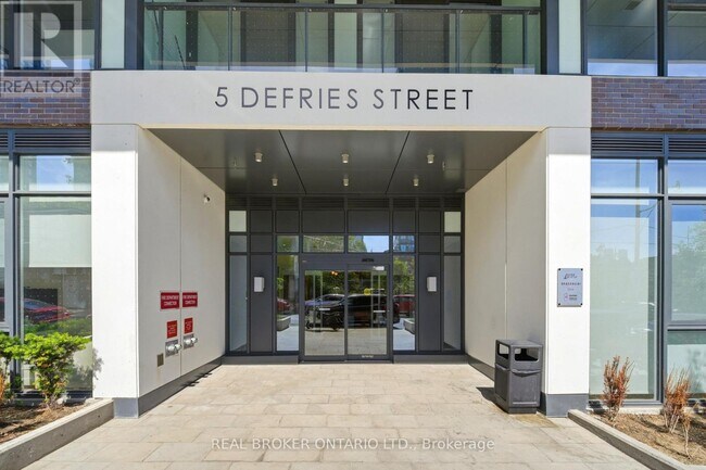 Building Photo - 5 Defries St