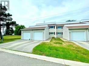 Building Photo - 7001-7001 Casey St