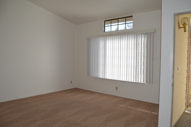 Foto del edificio - Beautiful 3 Bed/2 Bath Home for Rent in No...