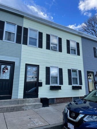 Primary Photo - 352 Medford St