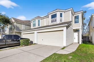 Building Photo - 16526 Pentonshire Ln