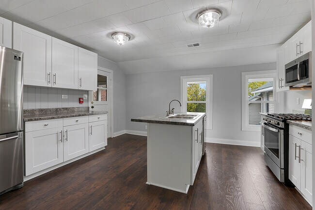 Foto del edificio - 14314 Beacon Ave