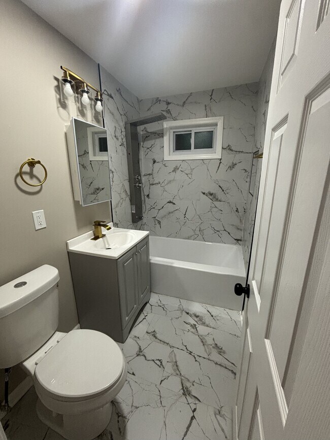 Foto del edificio - 1058 Baker St