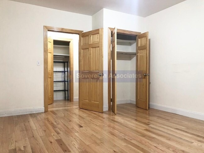 Building Photo - 20 Magaw Pl