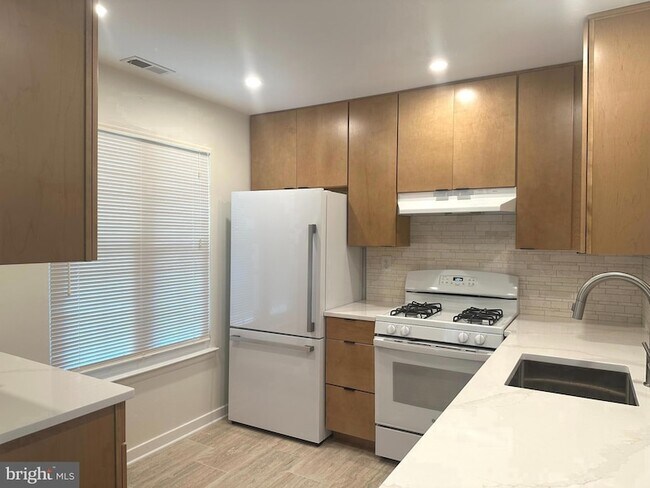 Foto del edificio - 743 Sedgewick Ct