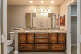 Building Photo - 8806 Lakeside Forest Dr