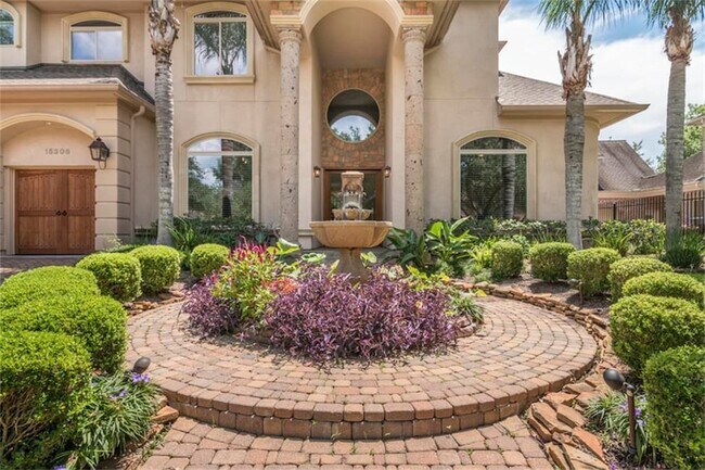 Foto del edificio - 15306 Coastal Oak Ct