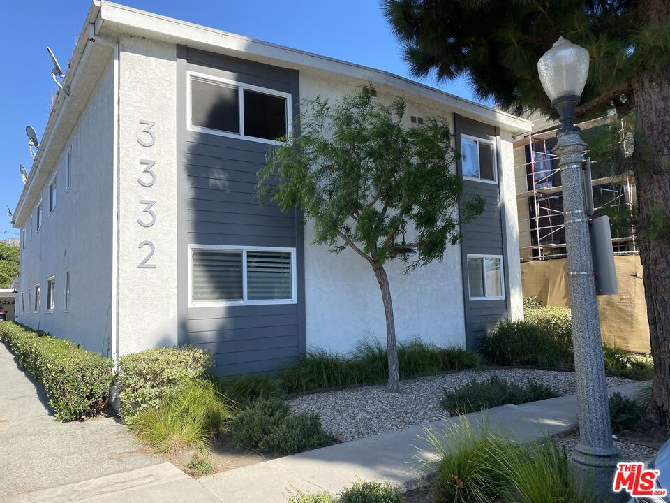 Foto principal - 3332 Helms Ave