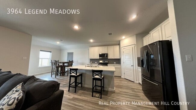 Foto del edificio - 3964 Legend Meadows