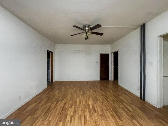 Foto del edificio - 312 N 2nd St