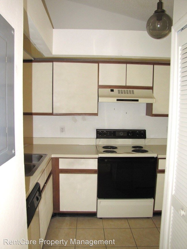Building Photo - 2 br, 2 bath House - 1239 Lucaya Circle