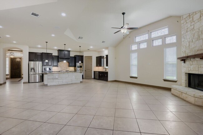 Building Photo - Luxury 4-Bedroom Home with Chef's Kitchen & Outdoor Living