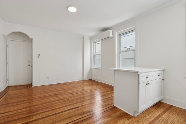 Foto del edificio - 1223 N Franklin St