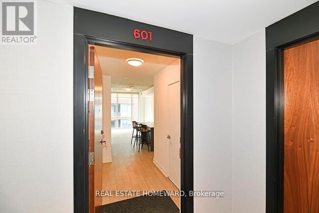 Building Photo - 15 Baseball Pl