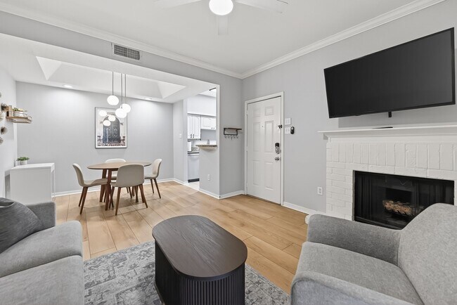 Foto del edificio - 4041 Drake St