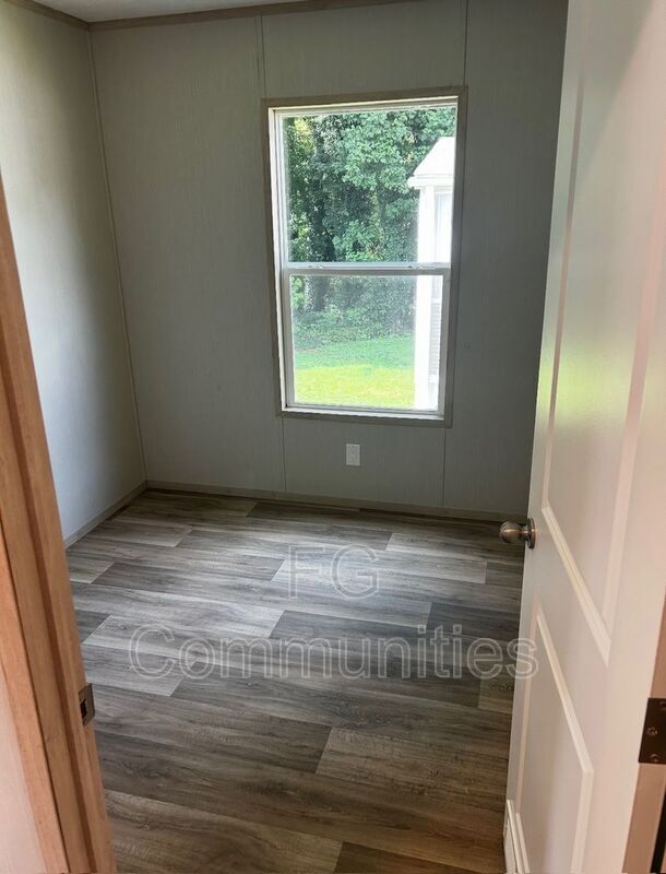 Foto del edificio - 2844 Maple Ave