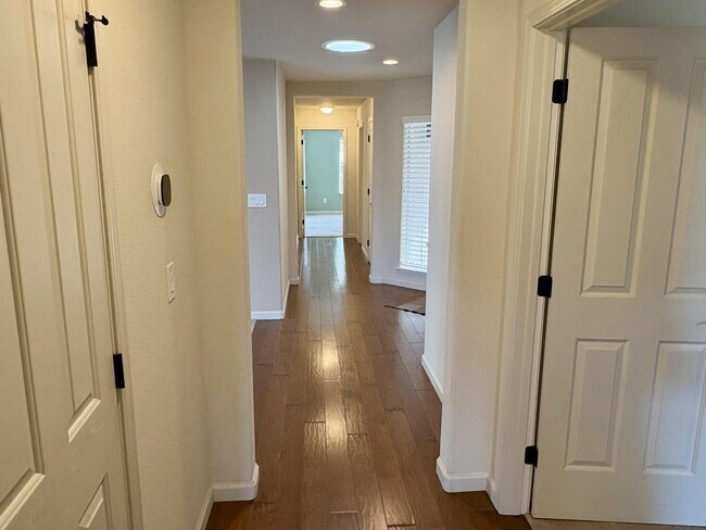 Foto del edificio - Beautiful Golf Course Home for Rent – Dayton, NV