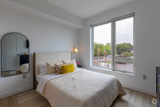 Interior Photo - The Brooke on Bagley