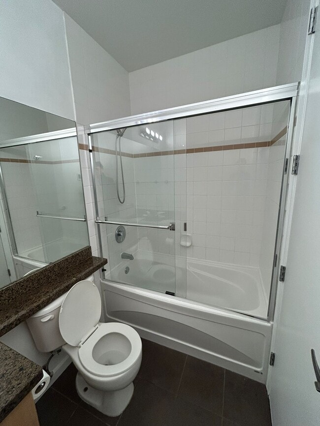 Photo du bâtiment - 2065 W 12th Ave