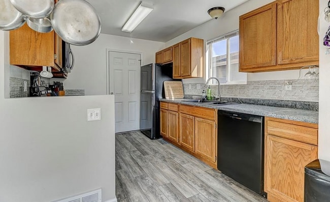 Building Photo - 4540 Borden Dr