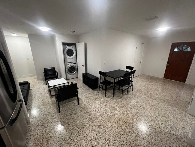 Foto del edificio - 10920 N 29th St