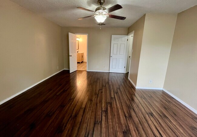Foto del edificio - 2511 El Dorado Ave