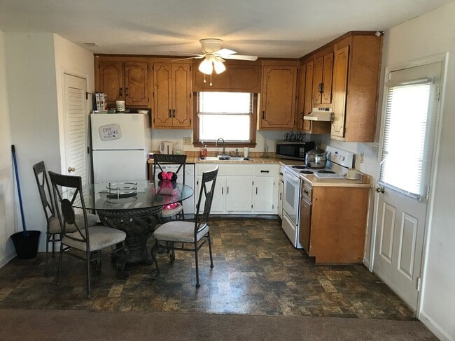 Photo - 115-117 Dement St Apartment