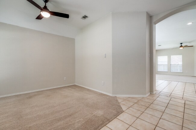 Building Photo - 11923 Stephenville Dr