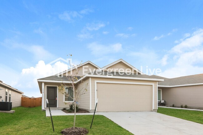 Building Photo - 1030 Raintree Rd