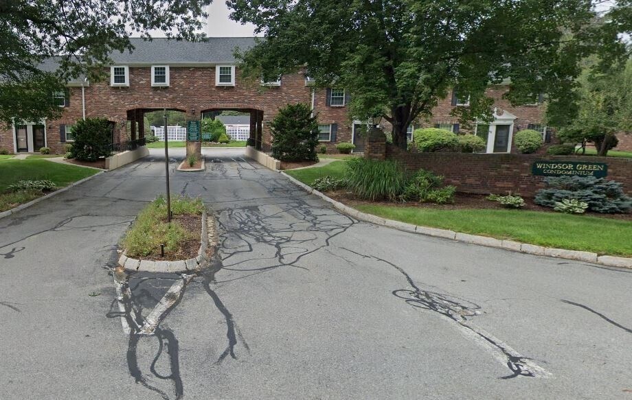Foto principal - 404 Windsor Dr N