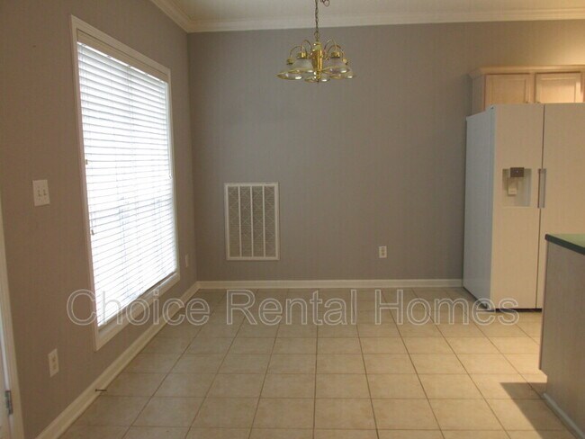 Foto del edificio - 102 Aaron Parc Ct