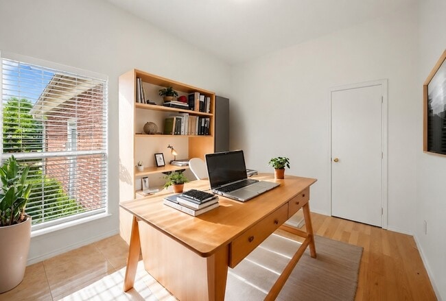 Photo - 1040 Castille Drive Unit House