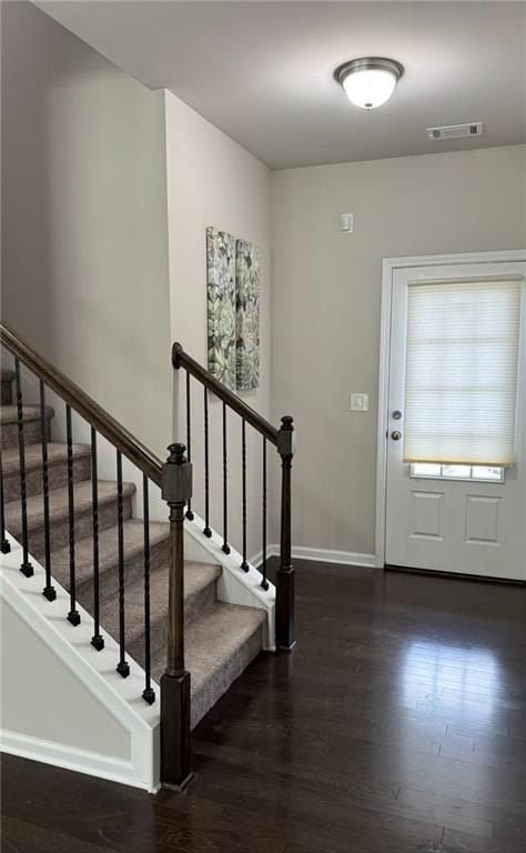 Foto del edificio - 1719 Charcoal Ives Rd