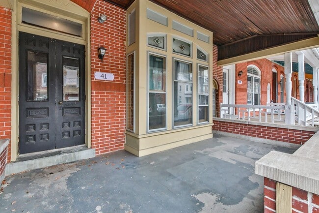 Building Photo - 41 N 11th St