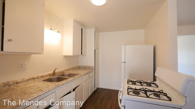 Building Photo - 2 br, 1 bath House - 2405 Sumac Drive