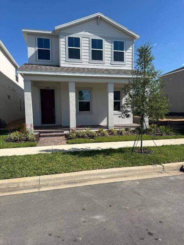 Foto principal - 15597 Gentle Rain Dr