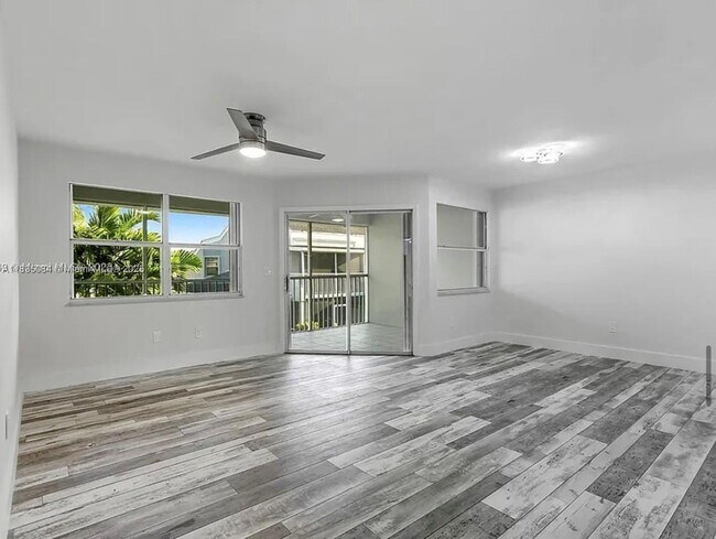 Foto del edificio - 2504 SE 20th Pl
