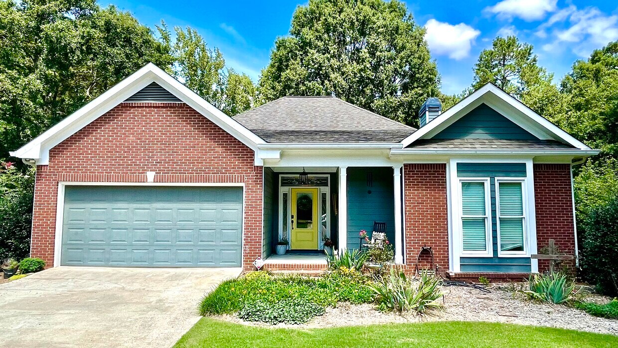 Primary Photo - 1051 Oconee Crossing Cir