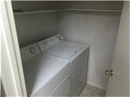 Building Photo - 10857 Braes Bend Dr