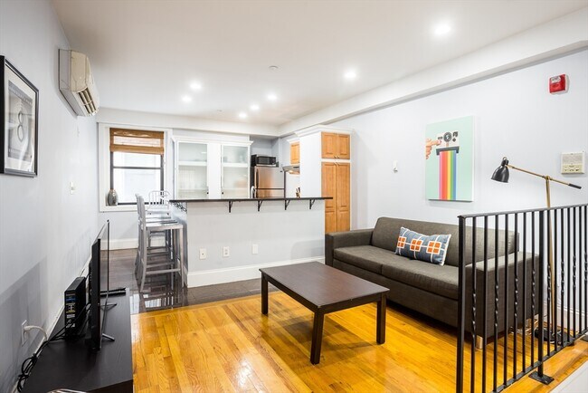 Foto del edificio - 90 Warrenton St