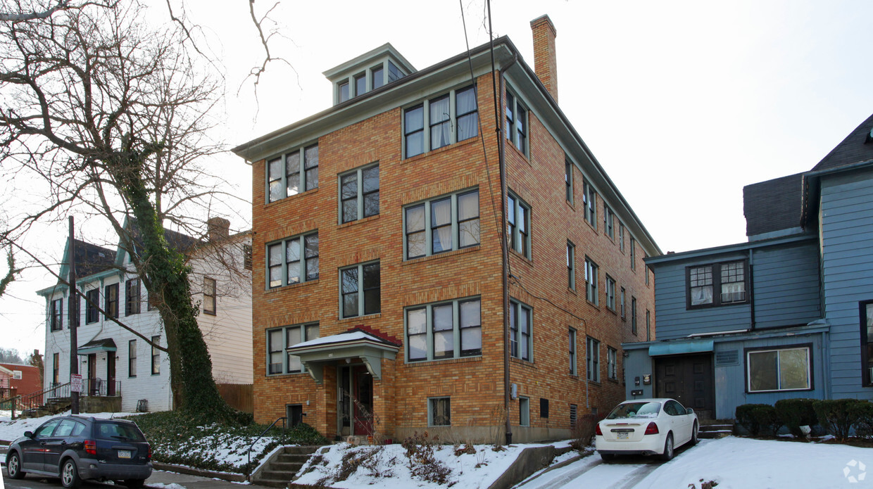 Building Photo - 810 Rebecca Ave