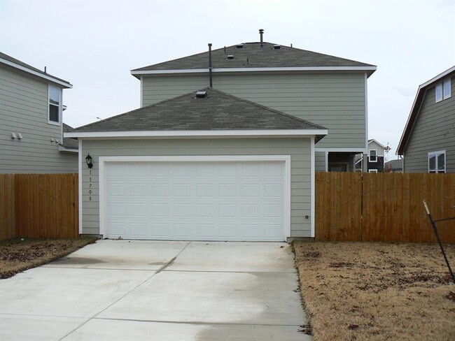 Building Photo - 11708 Prado Ranch Blvd